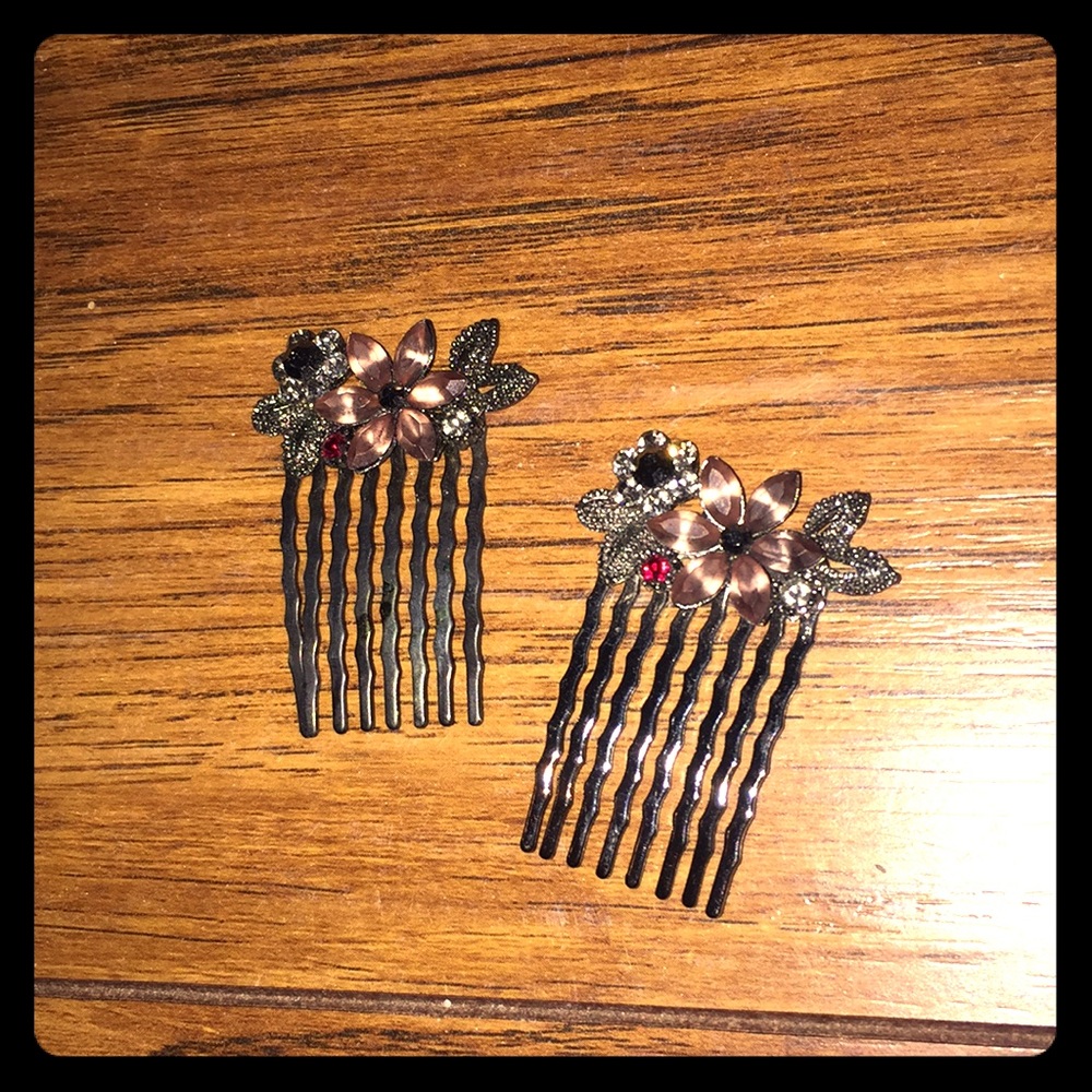 Hair combs - Tan, gun metal and red $4